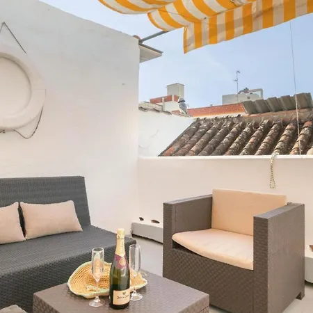 Flores Apartment Estepona