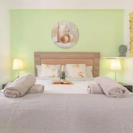 Flores Apartment Estepona